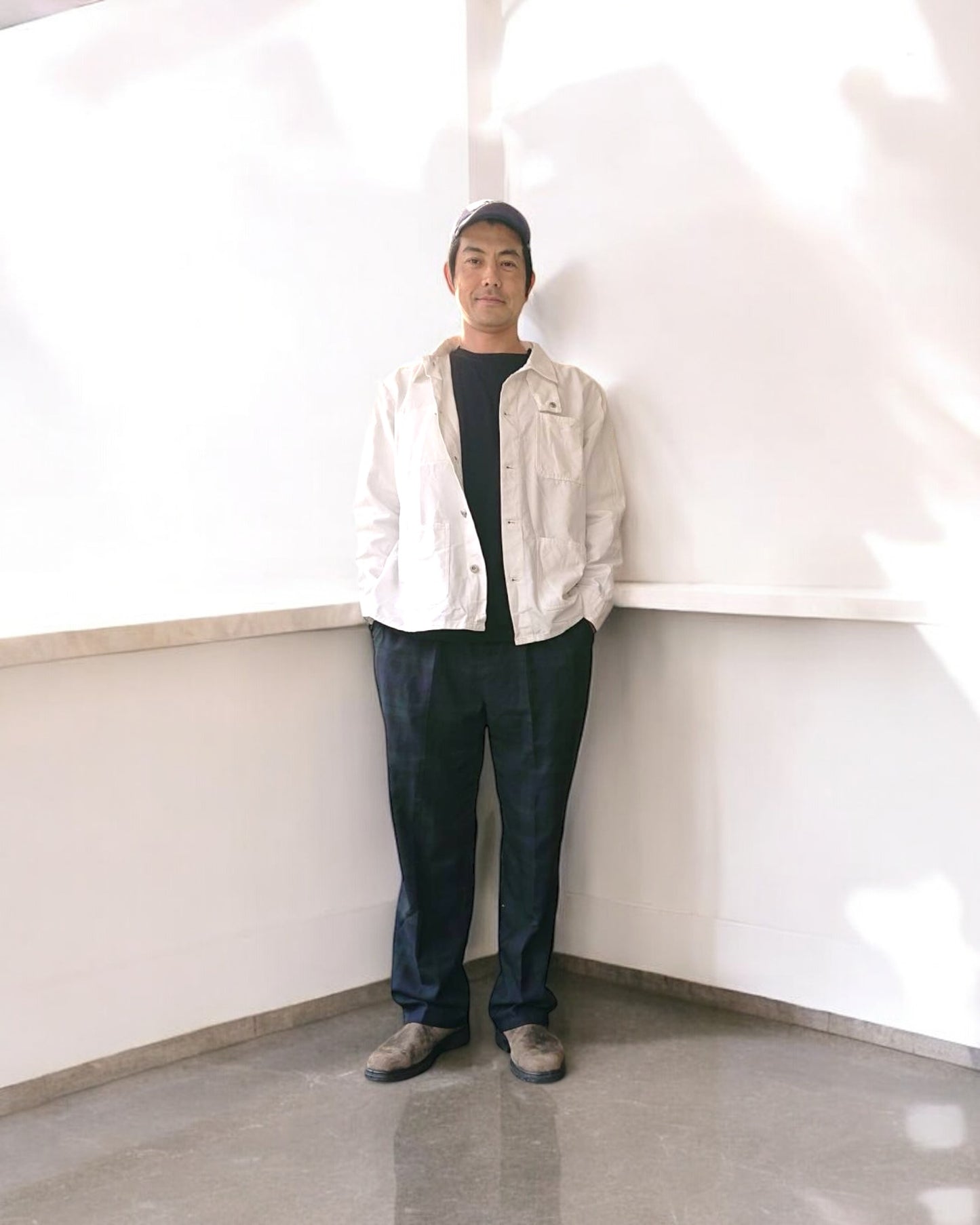 タックワイドパンツ