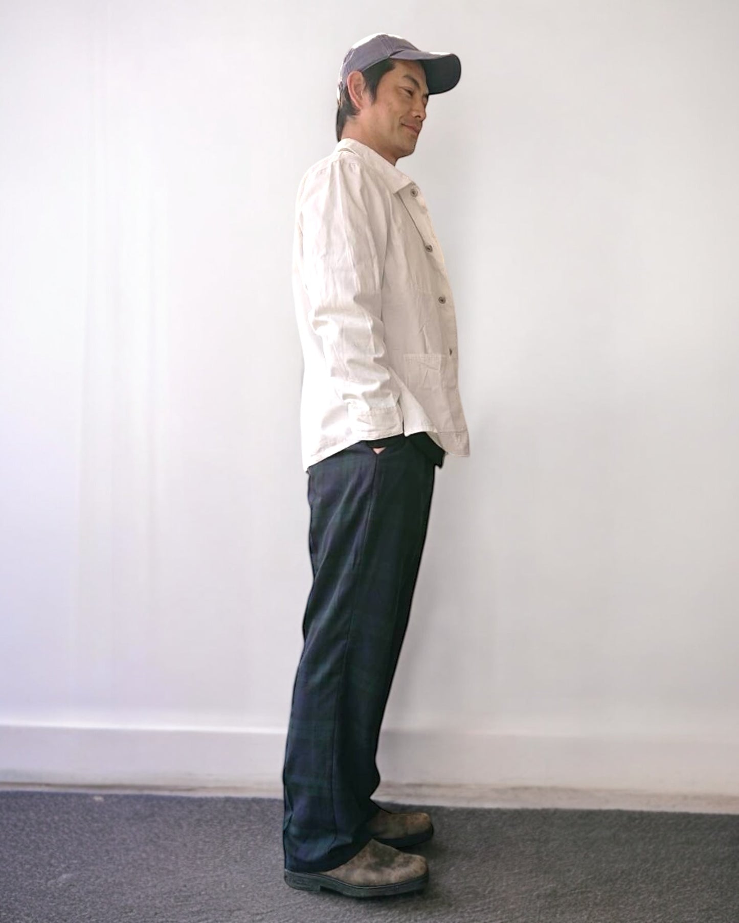 タックワイドパンツ