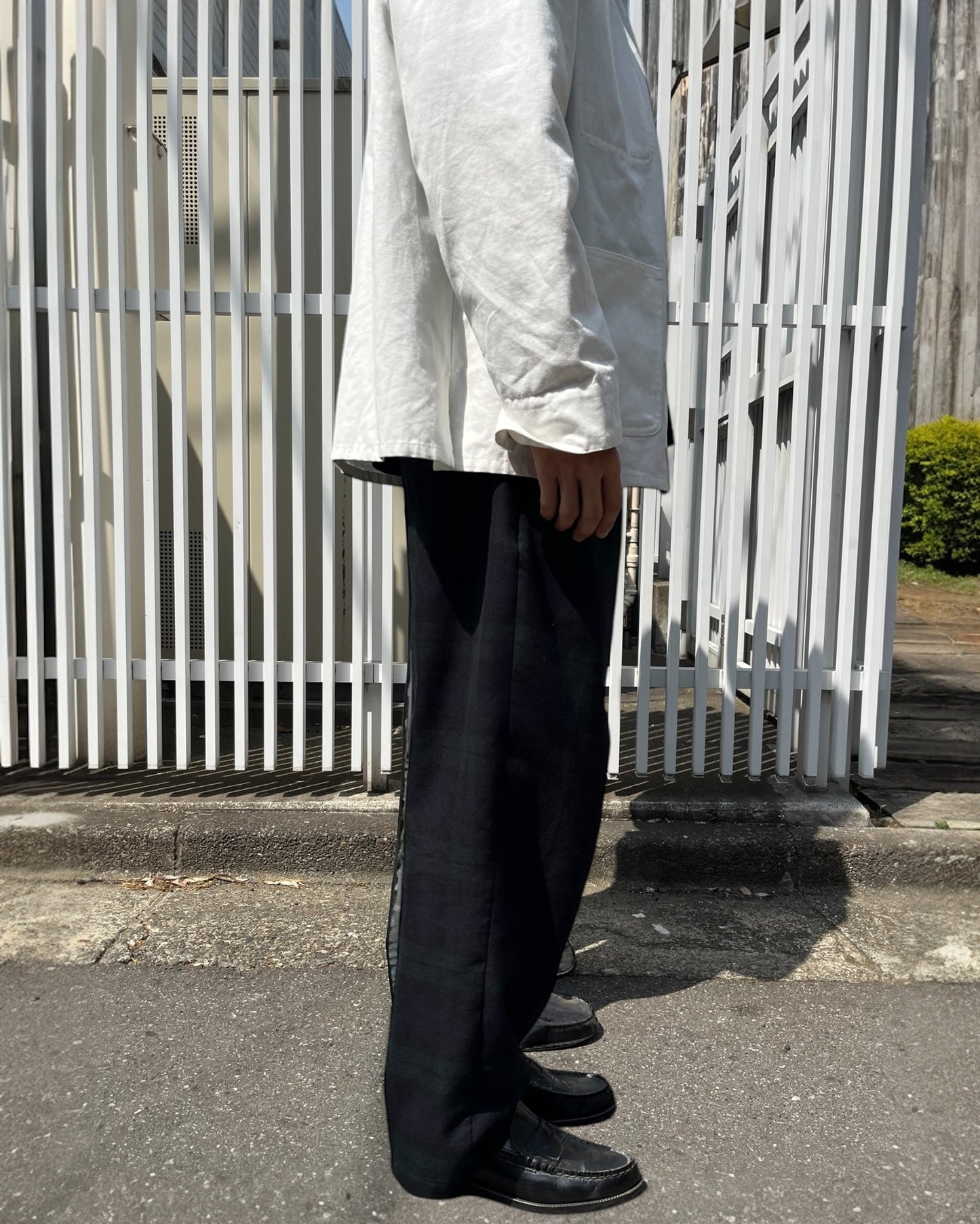 タックワイドパンツ